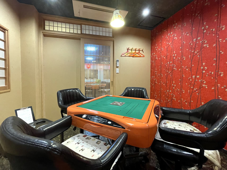 麻雀 ビーバー／神奈川県大和市／健康まーじゃん／麻雀教室／セット麻雀／個室完備、完全分煙、フリードリンク／個室（2室・要予約）